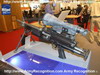 Minimi FN Herstal Belgian Belgium Machine gun  Milipol 2007  Salon mondial de défense, police, armement et de la sécurité intérieure des états International Worldwide  Defence Defense Exhibition, police armament  internal state security pictures